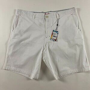 NWT Robert Graham Marana Shorts Men's 40 White Stretch Flat Front